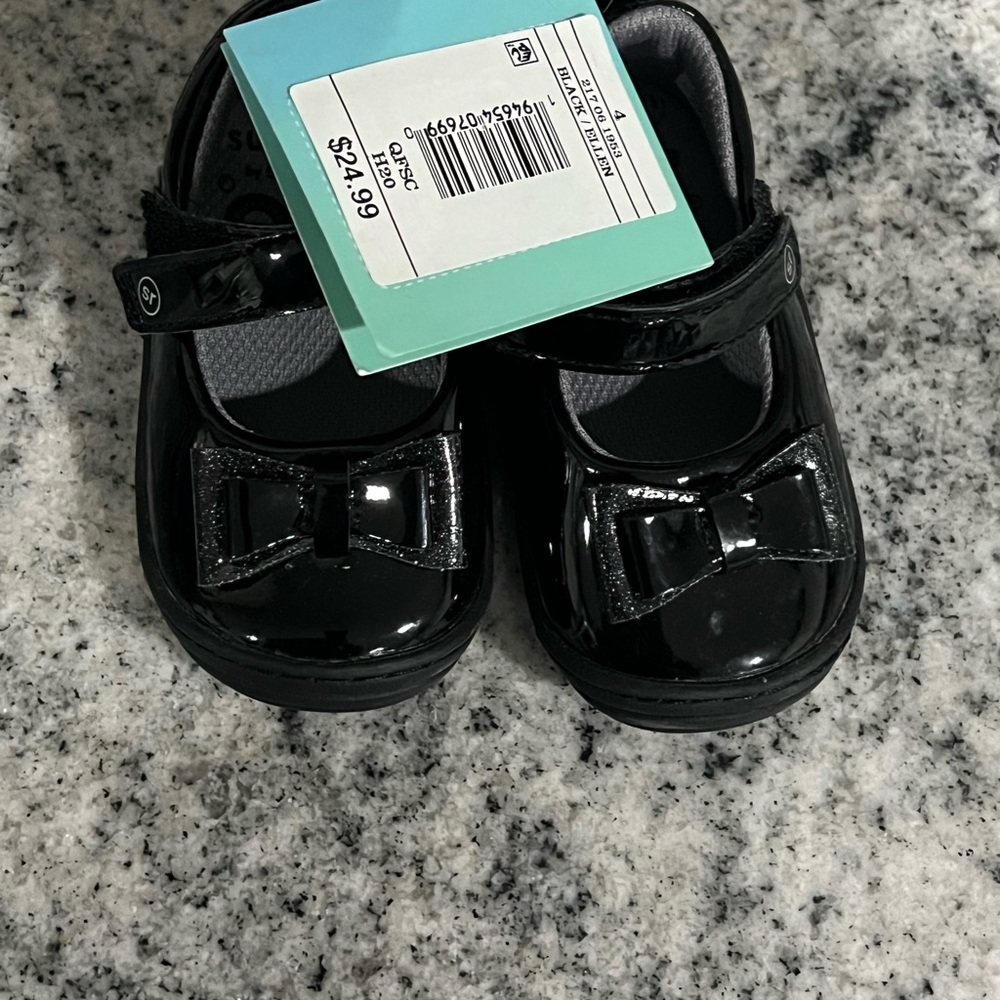 Stride Rite Water Shoes size 4